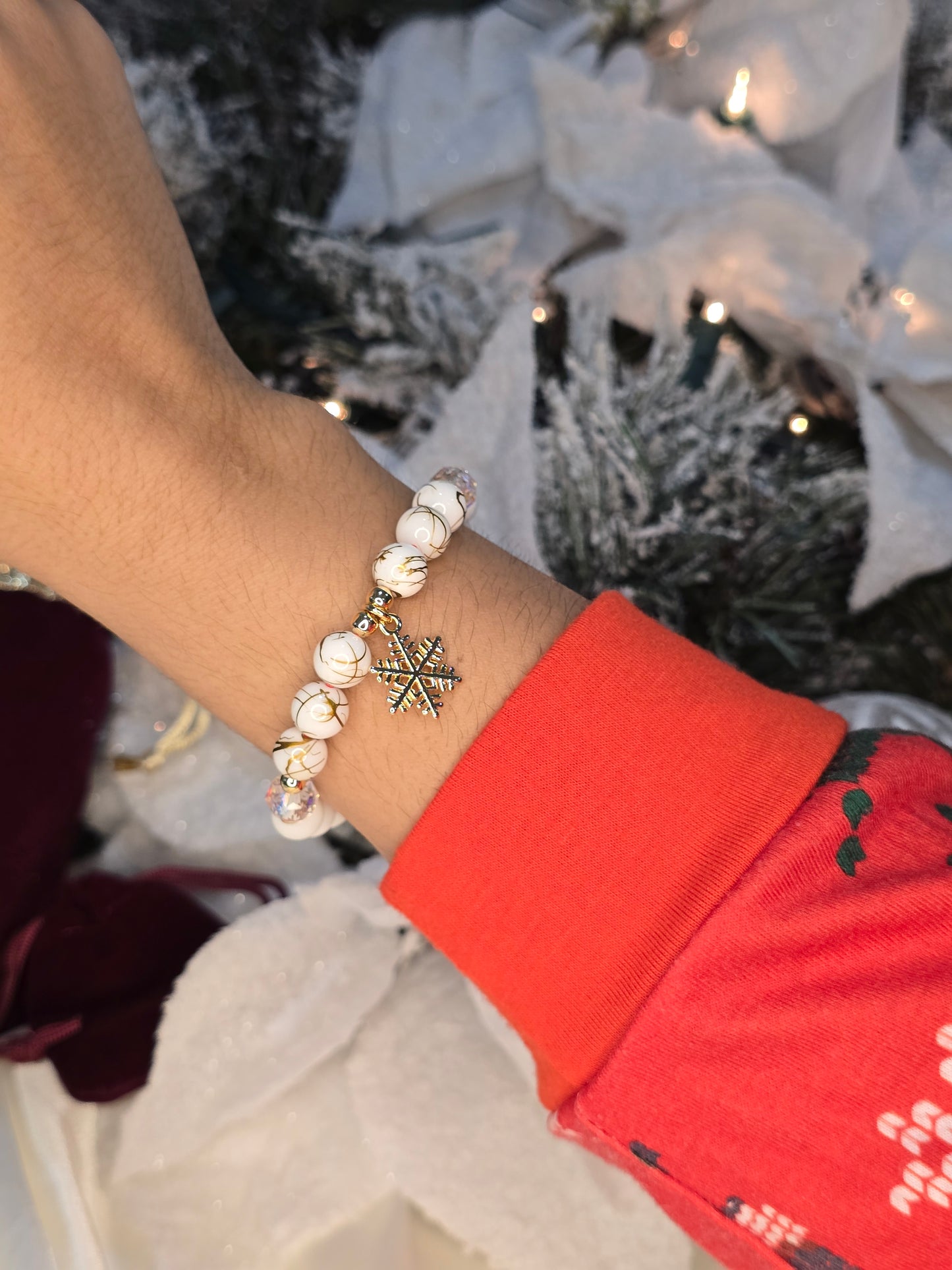 Winter Snowflakes - WHITE AGATE STONE CHRISTMAS BRACELET