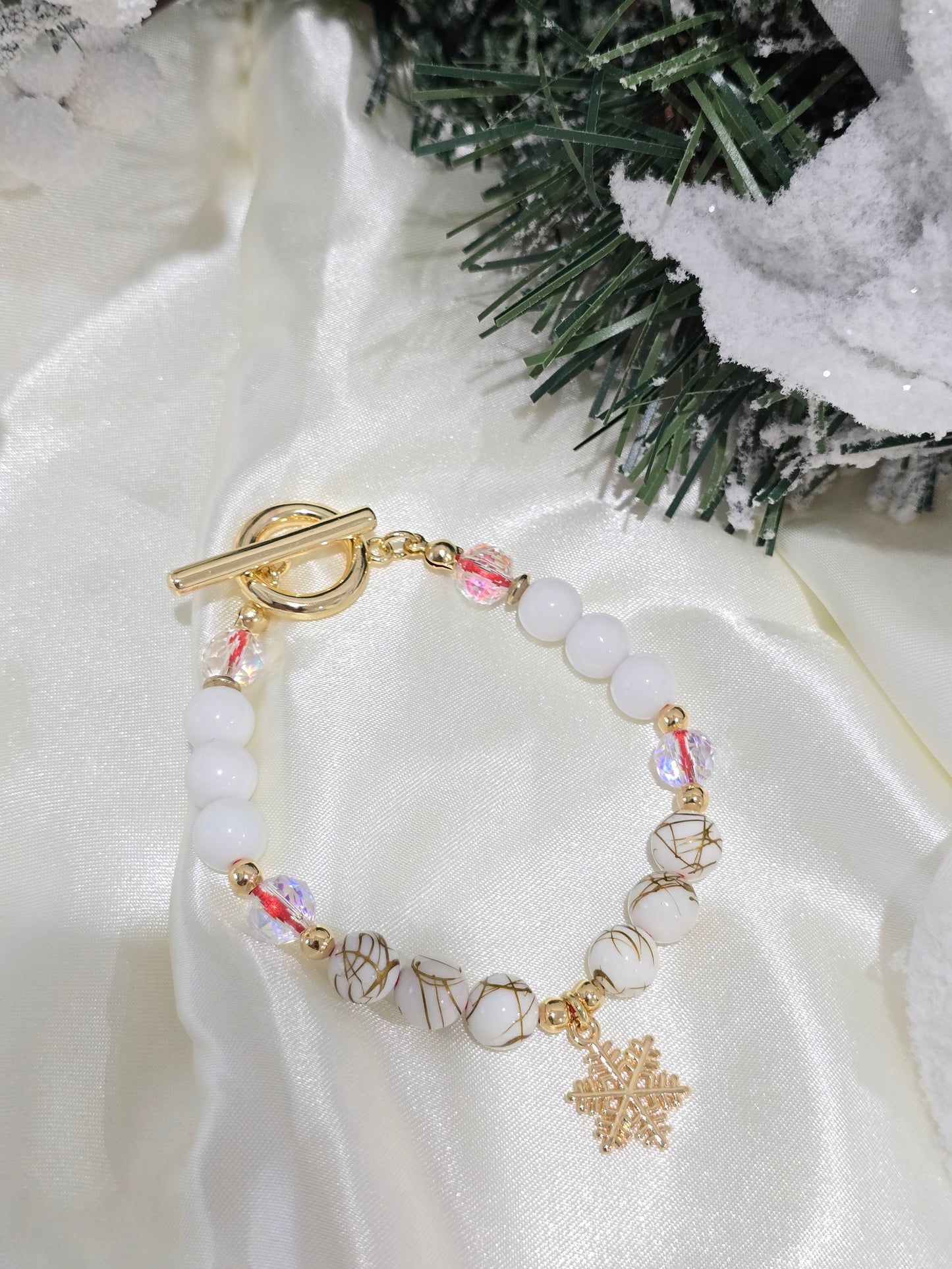 Winter Snowflakes - WHITE AGATE STONE CHRISTMAS BRACELET